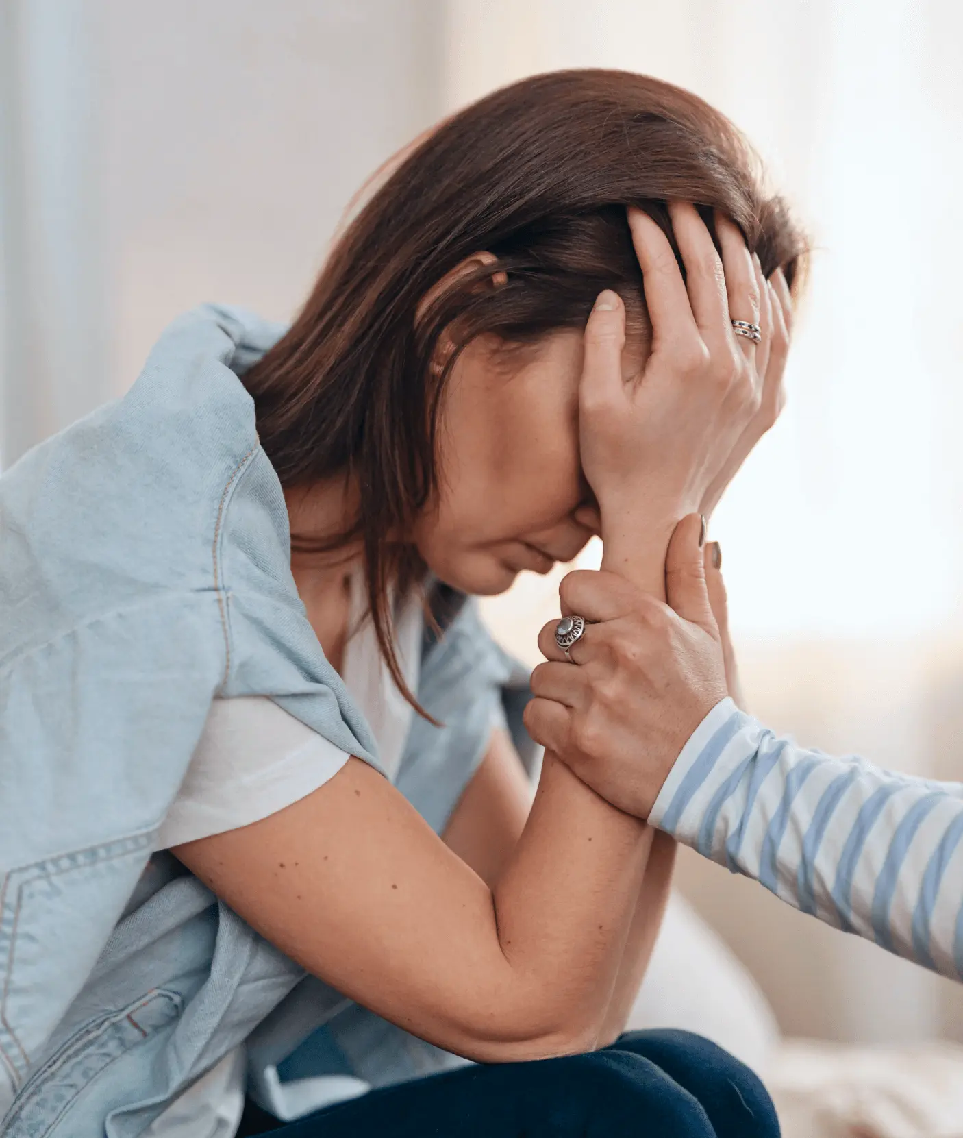 Mulher Precisando de Ajuda Emocional